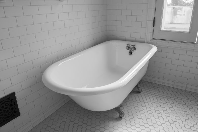 Vintage Style Bathtubs